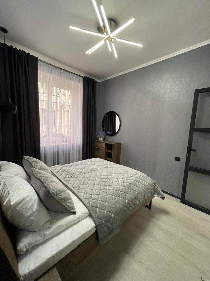 Apartament Vel Люкс Czerniowce Zewnętrze zdjęcie