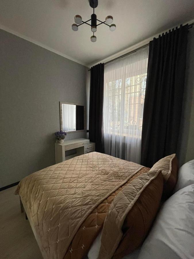 Apartament Vel Люкс Czerniowce Zewnętrze zdjęcie