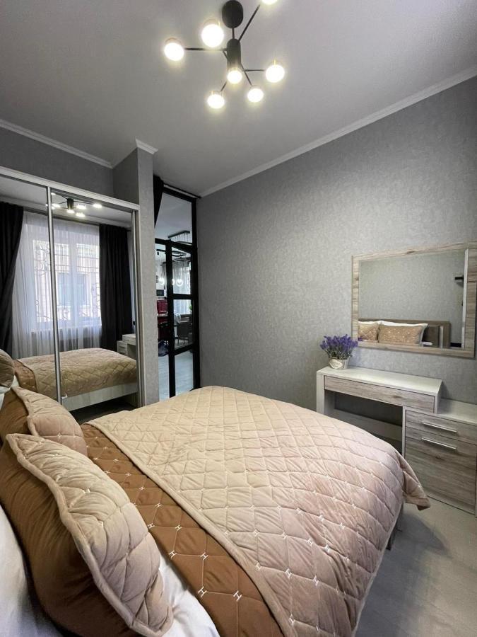 Apartament Vel Люкс Czerniowce Zewnętrze zdjęcie