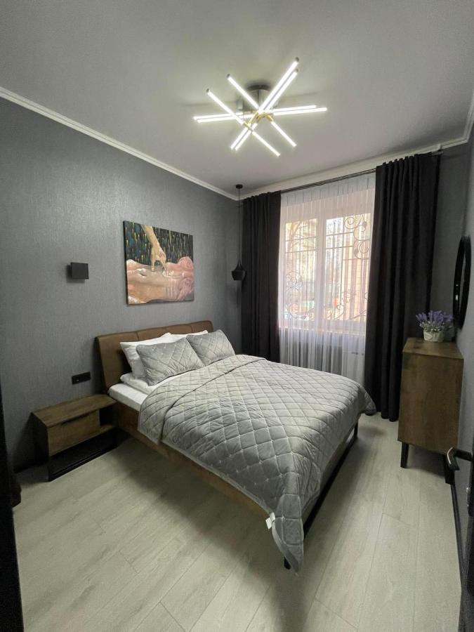 Apartament Vel Люкс Czerniowce Zewnętrze zdjęcie