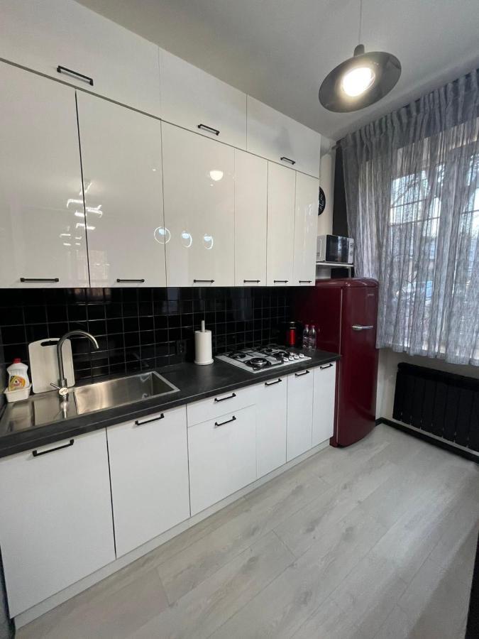 Apartament Vel Люкс Czerniowce Zewnętrze zdjęcie